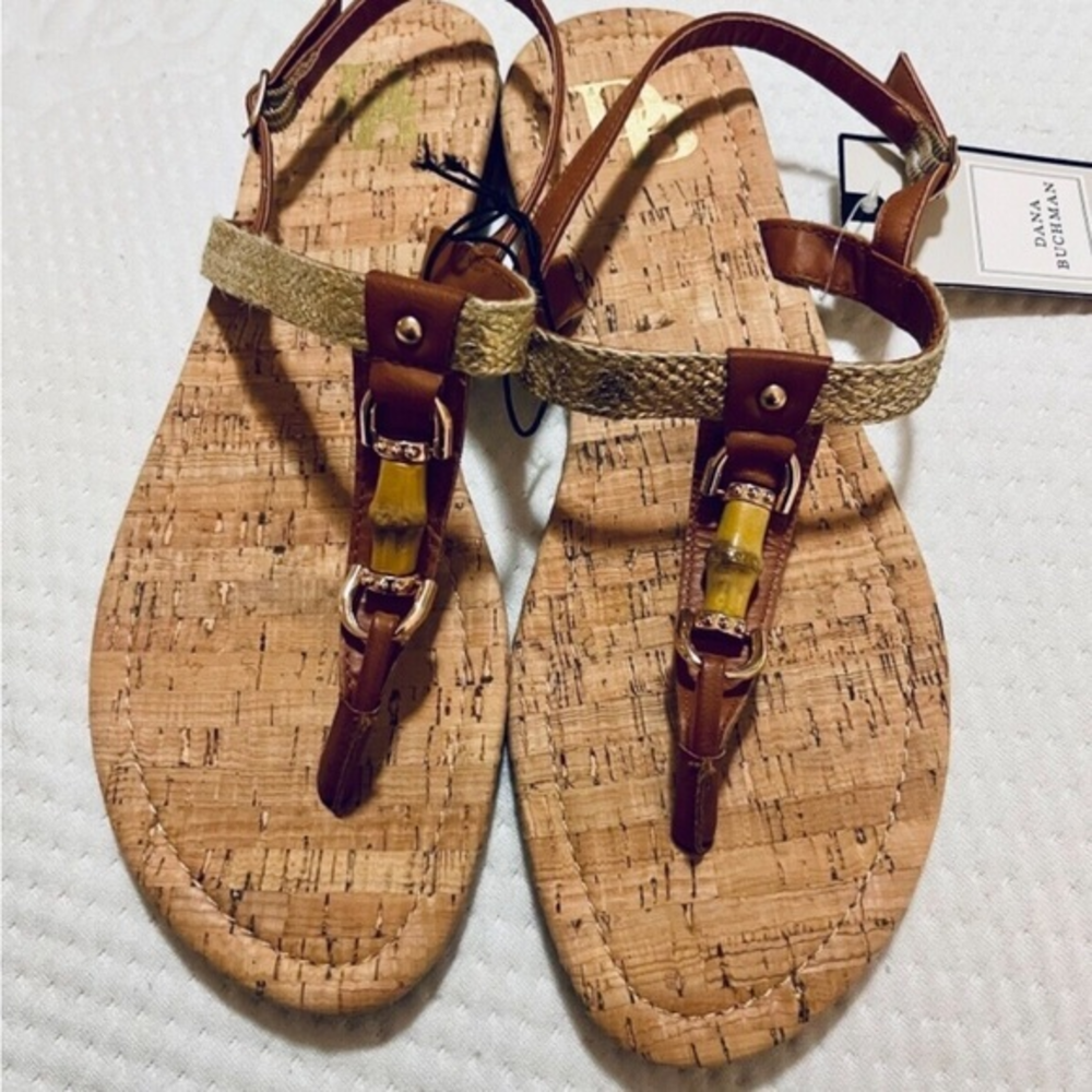 New Dana‎ Buchman Sandals Flat Thong Women’s Sandals size Med 7-8